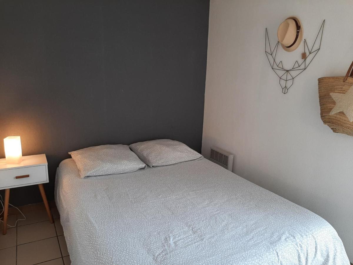 Charmante Villa Patio Avec Terrasse : Proche Plages Et Centre, Ideale Pour 4 Personnes - Fr-1-239-789 Capbreton Exteriör bild