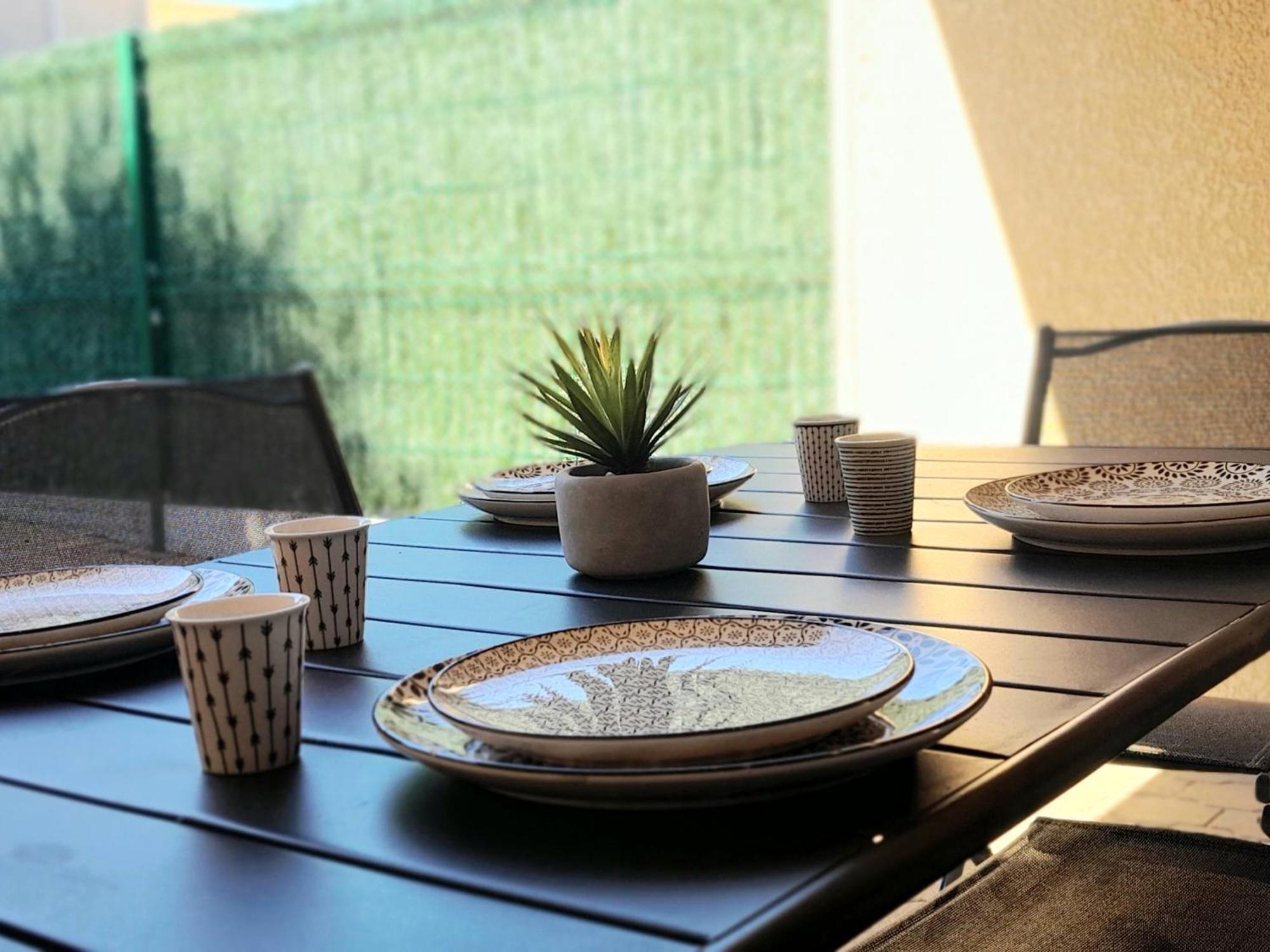 Charmante Villa Patio Avec Terrasse : Proche Plages Et Centre, Ideale Pour 4 Personnes - Fr-1-239-789 Capbreton Exteriör bild